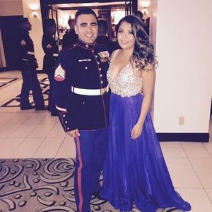 DOWNSIZING NEED TO SALE GORGEOUS BALL GOWN!